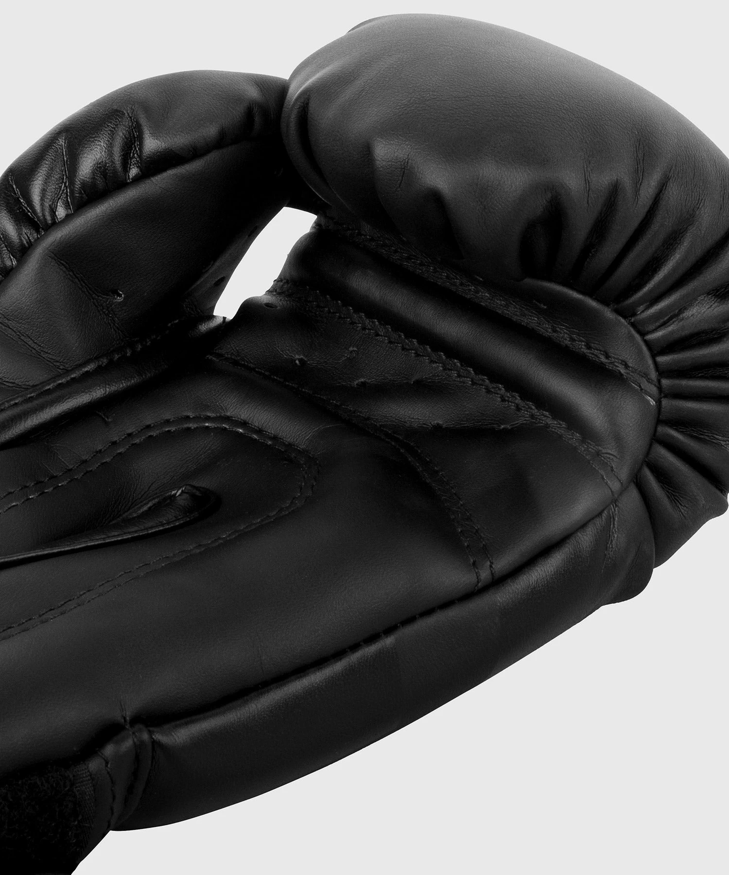 Venum Elite Boxing Gloves Kids - Exclusive - Matte/Black 7 Venum Elite Boxing Gloves Kids - Exclusive - Matte/Black - Image 5