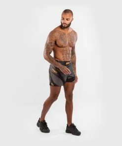 UFC Venum Authentic Fight Night Men's Shorts - Short Fit - Champion -Boxing Sport Store 0 252F8 252F5 252F9 252F0859f6e51c90acccdc5b60507513ed92d087c4ba VNMUFC 00001 126 10