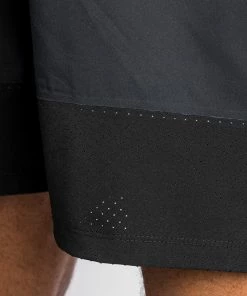 Venum Okinawa 3.0 Training Shorts - Black/Red -Boxing Sport Store 0 252F8 252F5 252Ff 252F085fade928f687743e7b903cb9fc7e079befba94 TRAINING SHORT OKINAWA BLACK RED 09