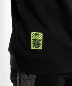 Venum Stripes Crewneck Sweatshirt - Black -Boxing Sport Store 0 252Fb 252Fa 252F9 252F0ba921e27ce8020fd2f75c5c65a884d99a6e90d6 SWEAT STRIPPES BLACK 06