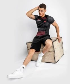 UFC Venum Performance Institute Rashguard - Short Sleeves - Black/Red 13 UFC Venum Performance Institute Rashguard - Short Sleeves - Black/Red -Boxing Sport Store 1 252F3 252F4 252F1 252F13415f44a69c38c227294b0ee79e9ee8f30f2361 VNMUFC 00091 100 03 11e52ba1 4f95 4291 92dc b65f44dbabea