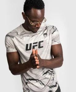 UFC Venum Authentic Fight Week 2.0 Men's Dry Tech T-shirt - Sand -Boxing Sport Store 1 252Fa 252F5 252Fc 252F1a5c17a7430eaf12d263197702881caf9472d930 VNMUFC 00101 040 05 f17e5521 2183 4d3a b86f de644da67d60