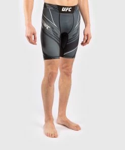 UFC Venum Pro Line Men's Vale Tudo Shorts - Black -Boxing Sport Store 1 252Fb 252F5 252F9 252F1b59a750c4e14459b77a6b12fe6832d4eef1a4af VNMUFC 00073 001 05 5190b7ae ad3b 4ab3 90a5 a2893c0ab4be