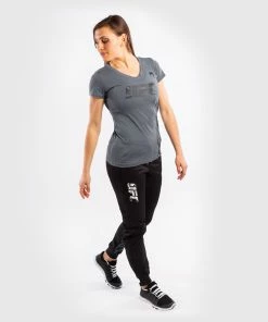 UFC Venum Authentic Fight Week Women's Short Sleeve T-shirt - Grey 11 UFC Venum Authentic Fight Week Women's Short Sleeve T-shirt - Grey -Boxing Sport Store 1 252Fc 252F8 252F8 252F1c883f3cfa986435003f5942dad77298ae521a18 VNMUFC 00041 010 08 48435483 b6bc 4978 ba19 b69f2ab4634c