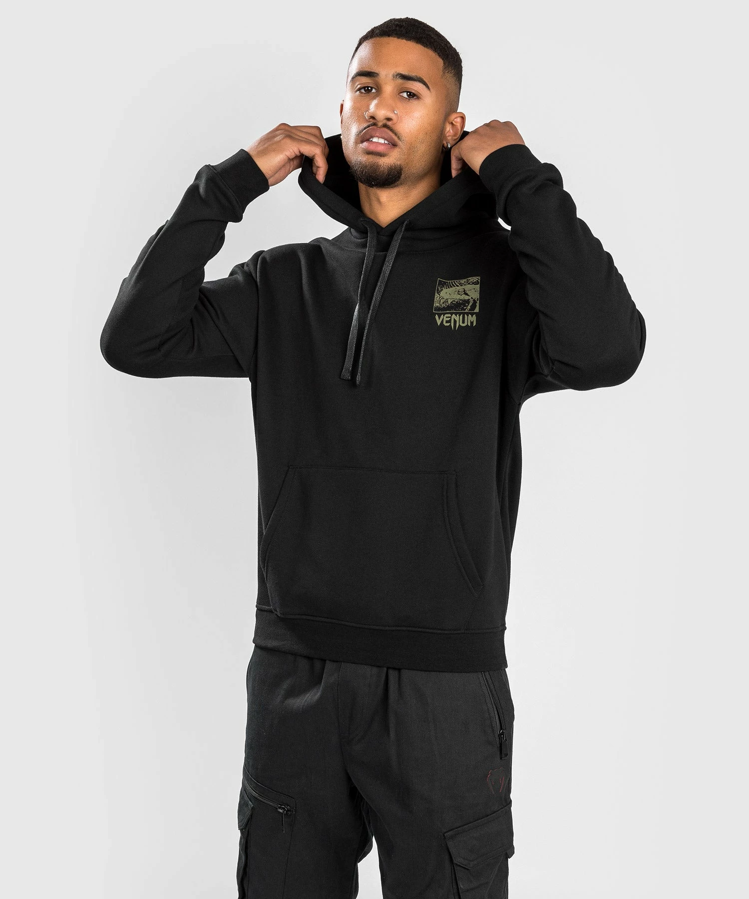 Venum Fangs Hoodie Regular Fit - Black 4 Venum Fangs Hoodie Regular Fit - Black - Image 2