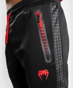 UFC Venum Performance Institute Joggers - Black/Red 18 UFC Venum Performance Institute Joggers - Black/Red -Boxing Sport Store 1 252Fc 252Fe 252Fe 252F1cee3e91c86662afd6413b8b61be02508507fa74 VNMUFC 00087 100 07