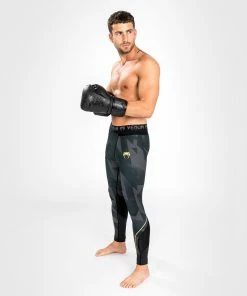 Venum Razor Spats - Black/Gold -Boxing Sport Store 2 252F3 252Fb 252Ff 252F23bf2b7da3e7ef22540f8af9702a31dad19686ec 2 2def8b20 efbf 46ba 97d4 974c922ec27d