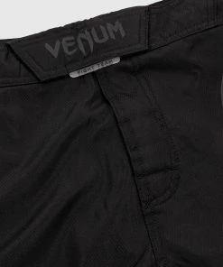 Venum Light 3.0 Fightshorts - Black/Black -Boxing Sport Store 2 252Fa 252Fe 252F9 252F2ae94a12a75f66720646b7647e9fb832769681ae FS LIGHT3 BLACK BLACK HD 05 1f2913dd deb1 4674 b270 7d61622a1a86