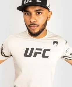 UFC Venum Authentic Fight Week Men's 2.0 Short Sleeve T-Shirt - Sand -Boxing Sport Store 2 252Fc 252F4 252F5 252F2c45a92cd50de3264646bd1f9edae16741e0a4df VNMUFC 00109 040 02 9623f02e dac2 40e7 bd7b 54a581765f76
