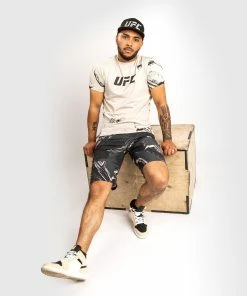 UFC Venum Authentic Fight Week Men's 2.0 Short Sleeve T-Shirt - Sand
