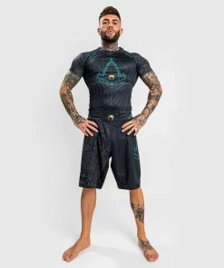 Venum Assassin's Creed Reloaded Rashguard - Short Sleeves - Black -Boxing Sport Store 3 252F7 252F5 252F7 252F3757f47e96ec6656d4ddc3800807c9198eef0541 RASH SS ASSASSINSCREED BLACK 11