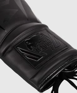 Venum Elite Boxing Gloves - With Laces - Matte/Black -Boxing Sport Store 3 252Fa 252F3 252Fd 252F3a3dc69a5776f35df57a46409b8327c497f9e00a BG ELITE LACETS BLACK MATTE HD 04