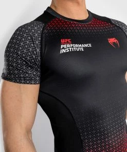 UFC Venum Performance Institute Rashguard - Short Sleeves - Black/Red 17 UFC Venum Performance Institute Rashguard - Short Sleeves - Black/Red -Boxing Sport Store 3 252Ff 252Fa 252Fe 252F3fae80780b71fa6b44683dd3623898723e5fa1cf VNMUFC 00091 100 11