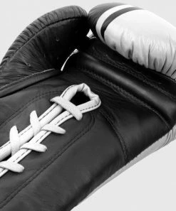 VENUM CUSTOM Shield Pro Boxing With Laces 14 VENUM CUSTOM Shield Pro Boxing With Laces -Boxing Sport Store 49ec98b8de8fd8e765c2b16ee3f94dc11b62c60a IMG 8317 copie 1