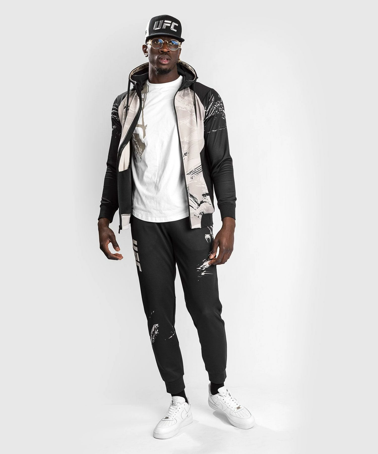 UFC Venum Authentic Fight Week Men's 2.0 Zipped Hoodie - Sand - Image 6