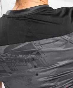 UFC Venum Authentic Fight Week 2.0 Dry Tech T-Shirt - For Women - Black/Red -Boxing Sport Store 5 252F2 252F5 252F8 252F525840fe2ad917e0cbe7df437900e01256e2ed93 VNMUFC 00122 001 07 66a1fe72 776f 4517 8599 7dba2a62b210