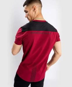 UFC Venum Performance Institute T-shirt - Red -Boxing Sport Store 5 252F2 252Fb 252Ff 252F52bffeaca823c0ea15ec13e316432e6081e1b078 VNMUFC 00090 003 04