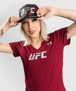UFC Venum Authentic Fight Week Women's 2.0 Short Sleeve T-Shirt - Red -Boxing Sport Store 5 252Fb 252F6 252F3 252F5b63b659cbacee60af1b4aba2ea00864ee1e3819 VNMUFC 00126 003 05 196b9ce9 b24c 4ce6 a61b c87d6de61a30