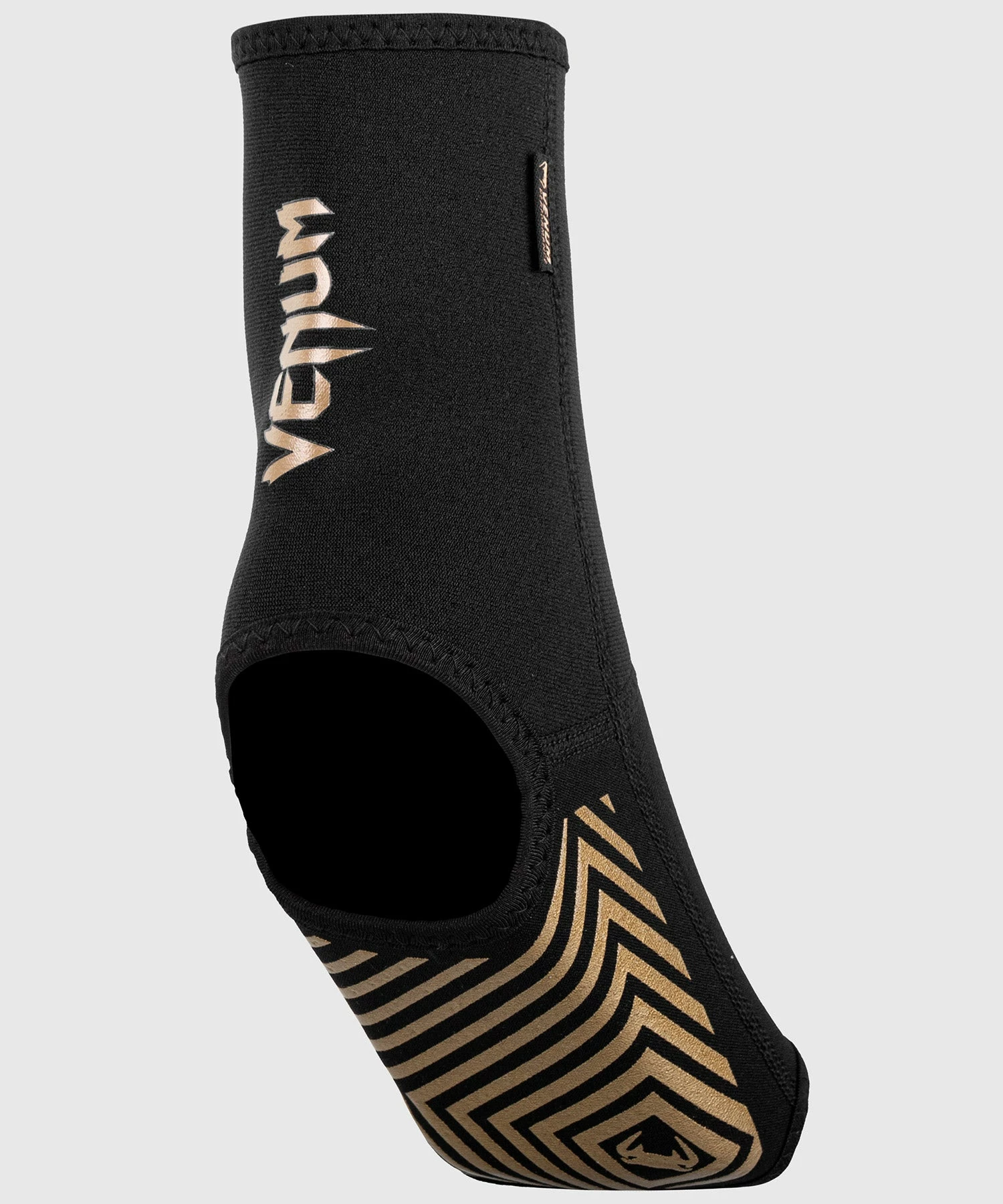 Venum Kontact Evo Foot Grips - Black/Gold - Image 3