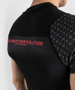 UFC Venum Performance Institute Rashguard - Short Sleeves - Black/Red 18 UFC Venum Performance Institute Rashguard - Short Sleeves - Black/Red -Boxing Sport Store 6 252F9 252F7 252F1 252F6971f30ac13c0716a54a56bd4de1faec030fd506 VNMUFC 00091 100 12