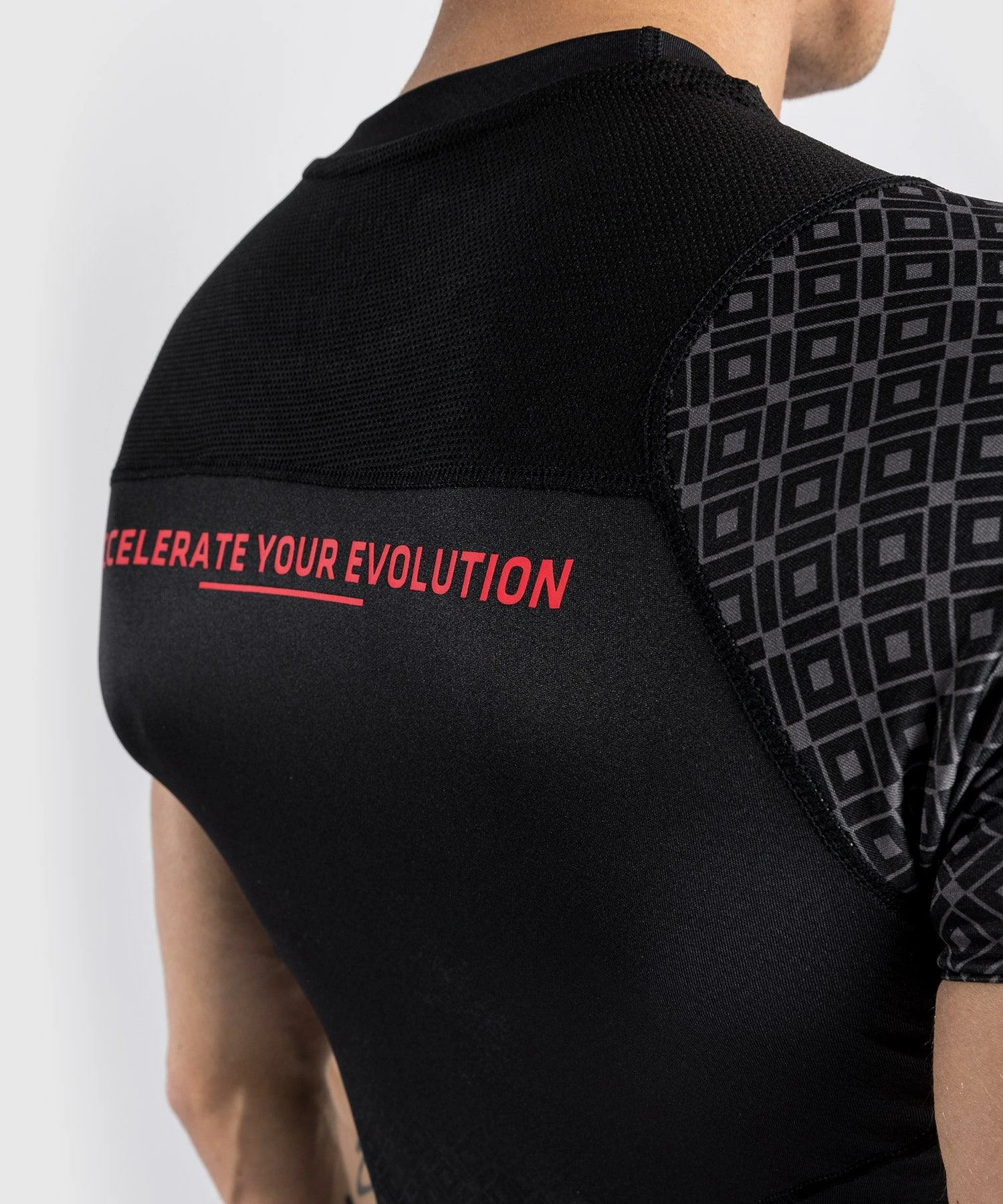 UFC Venum Performance Institute Rashguard - Short Sleeves - Black/Red 10 UFC Venum Performance Institute Rashguard - Short Sleeves - Black/Red - Image 8