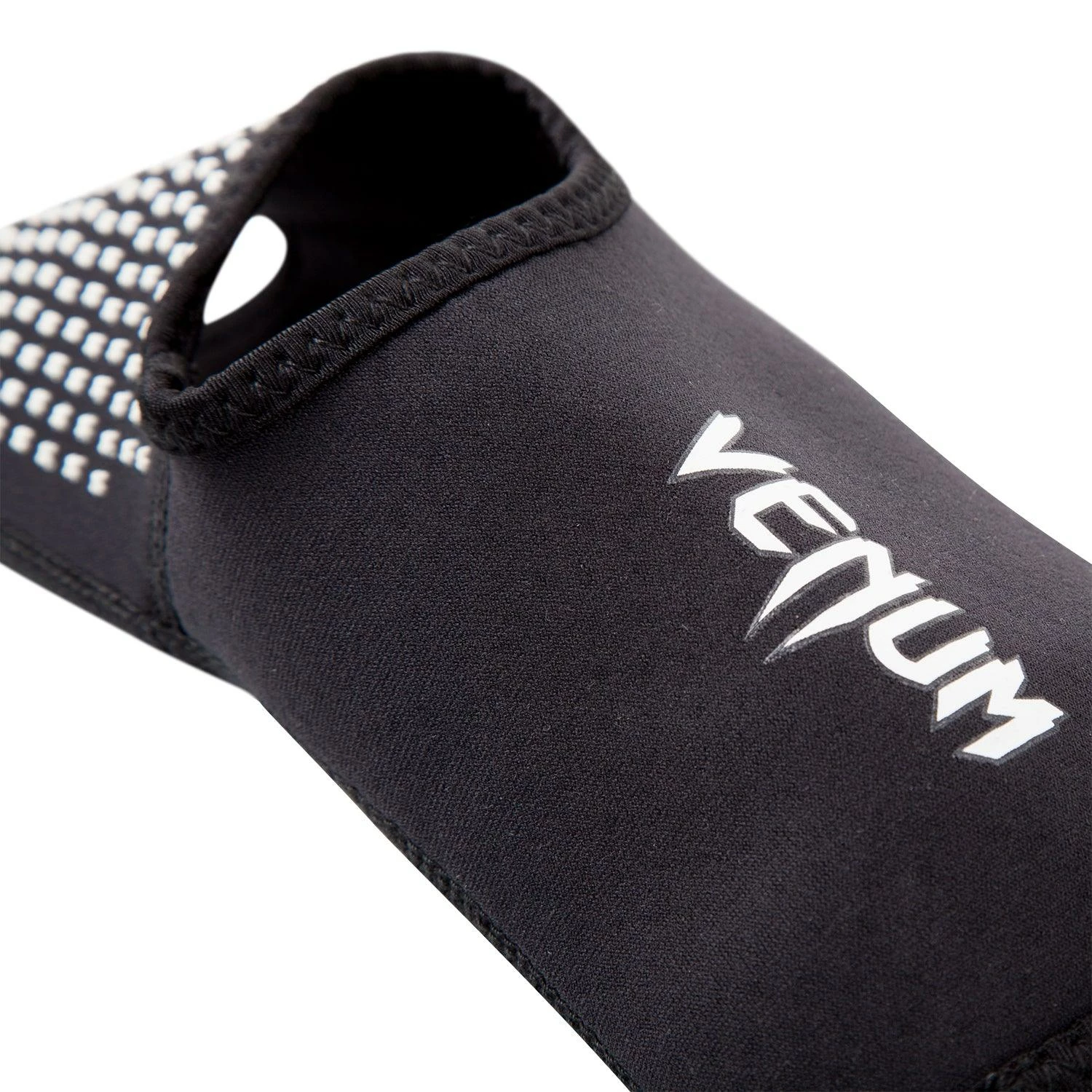 Venum Kontact Evo Foot Grips - Black 5 Venum Kontact Evo Foot Grips - Black - Image 3