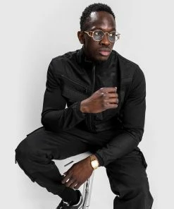 Venum Cargo Track Jacket - Black -Boxing Sport Store 7 252F1 252Fb 252Fc 252F71bcb603c1d4d8cb933131ebdf383147a0ef8e76 TRACKJACKETS CARGO BLACK 12