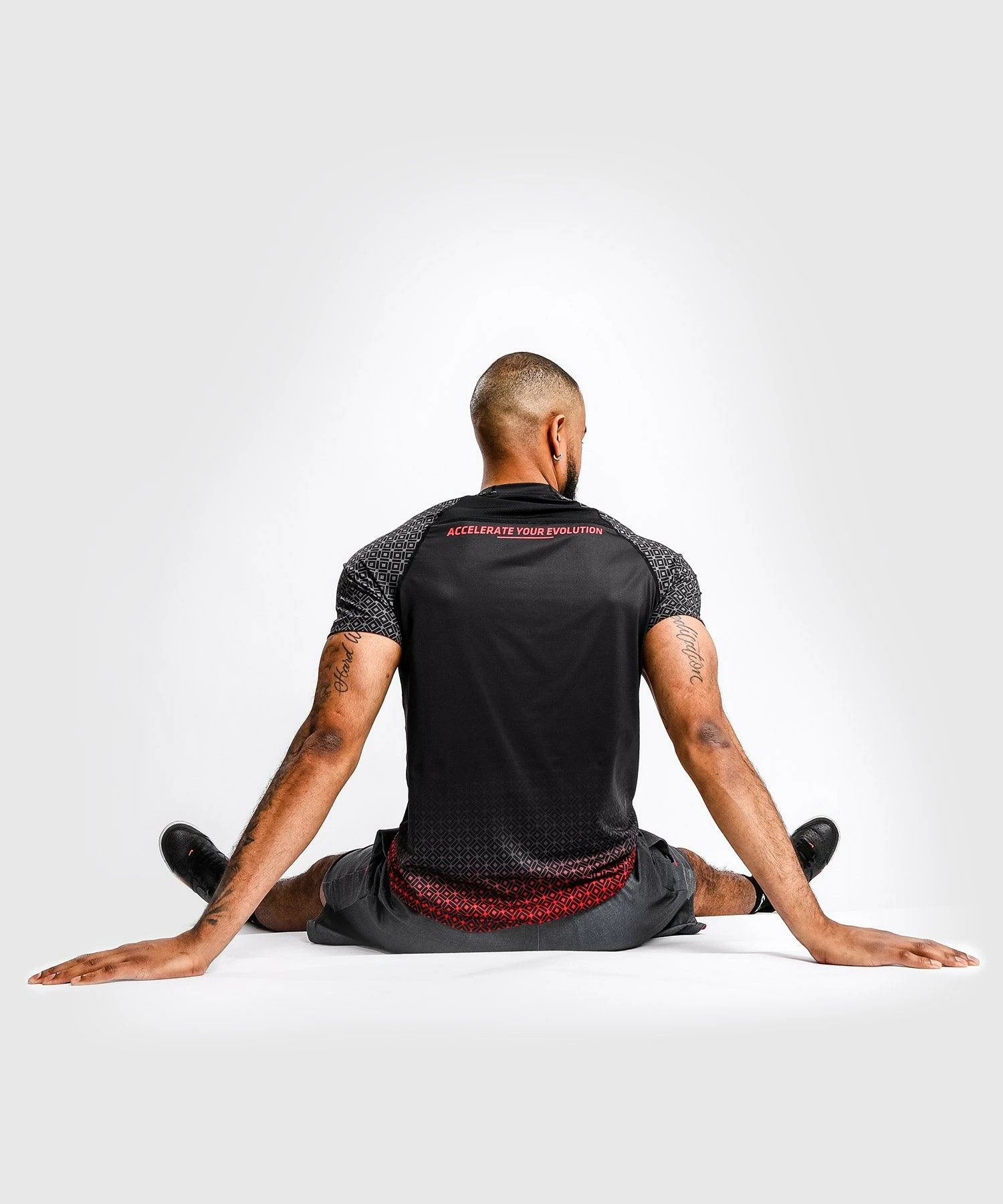 UFC Venum Performance Institute Dry Tech T-Shirt - Black/Red 8 UFC Venum Performance Institute Dry Tech T-Shirt - Black/Red - Image 6