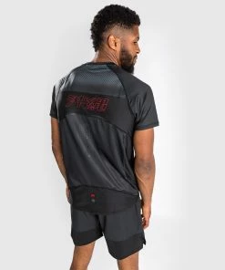 Venum Okinawa 3.0 Dry Tech T-Shirt Short Sleeves - Black/Red -Boxing Sport Store 7 252F6 252Fc 252F4 252F76c4aef763139d2648739663b7c10a4d1c755c42 DRYTECH OKINAWA BLACK RED 06