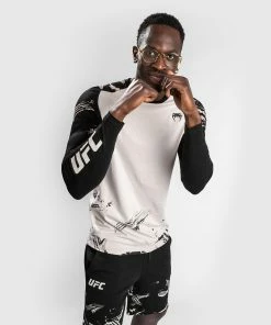 UFC Venum Authentic Fight Week Men's 2.0 Long Sleeve T-Shirt - Sand/Black -Boxing Sport Store 7 252F8 252Fc 252F2 252F78c24805a82c6f92c7b6bbc0b6ae1151c7666519 VNMUFC 00111 040 04 53e7cd25 f0e5 4869 83e5 58a07fce2be0
