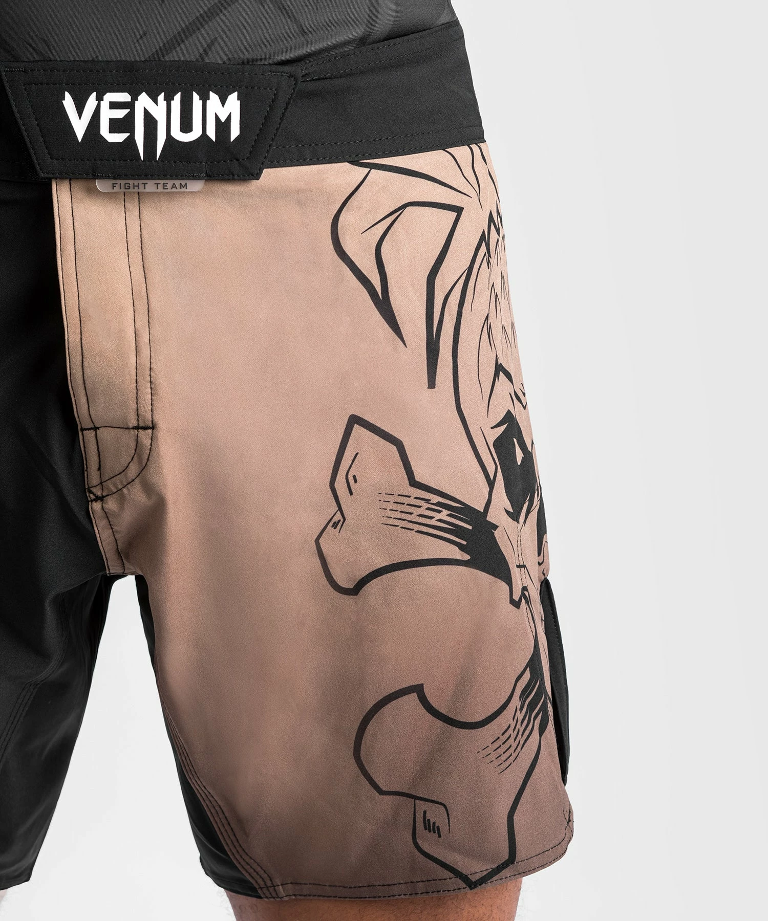 Venum Reorg Fightshorts - Black 5 Venum Reorg Fightshorts - Black - Image 3