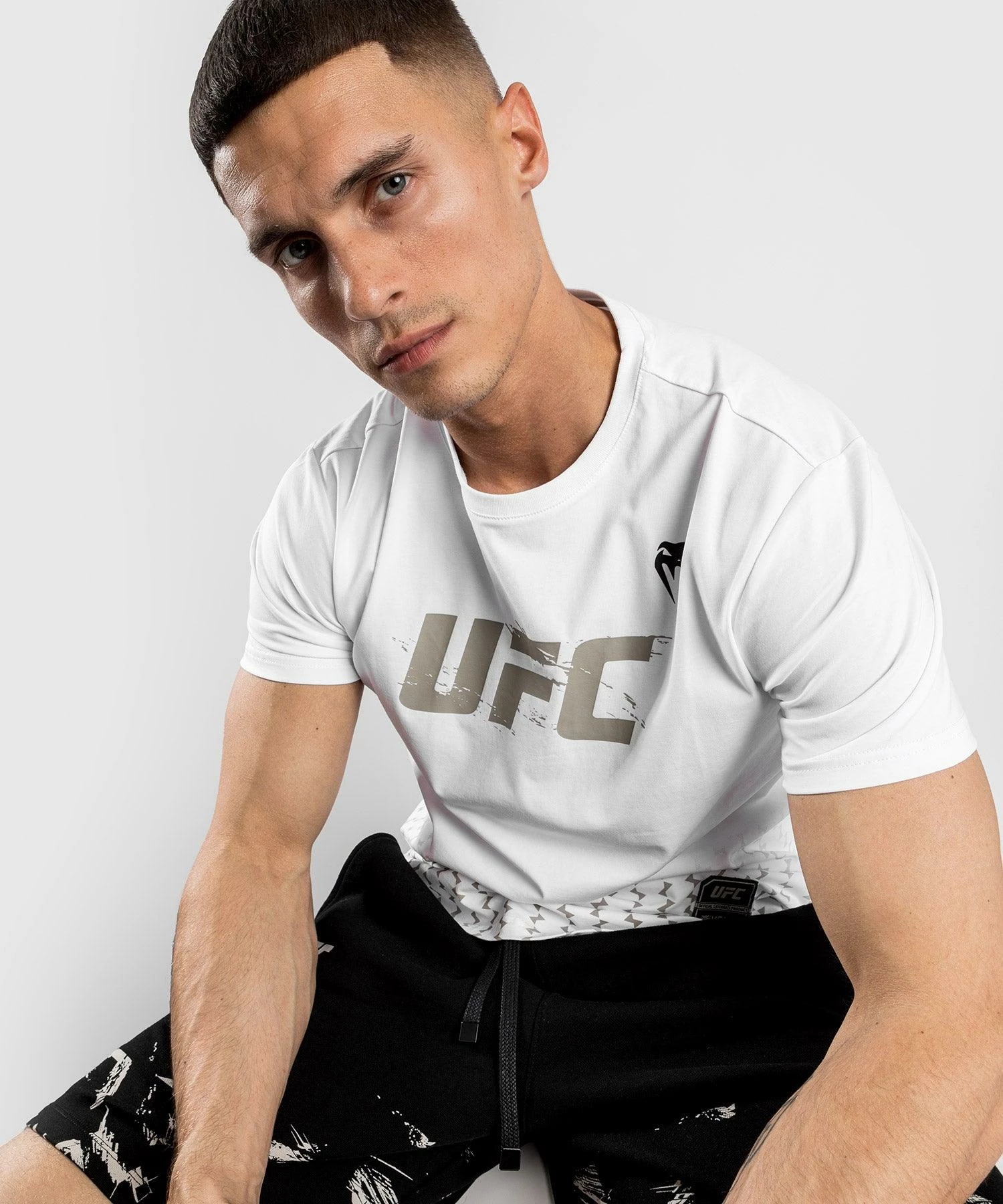 UFC Venum Authentic Fight Week Men's 2.0 Short Sleeve T-Shirt - White 8 UFC Venum Authentic Fight Week Men's 2.0 Short Sleeve T-Shirt - White - Image 6
