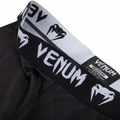 Venum Giant Spats - Black/Ice -Boxing Sport Store 8 252Ff 252F2 252Ff 252F8f2f73335a3e634f107e9db85697d290d45ca1dc spats giant black hd 05