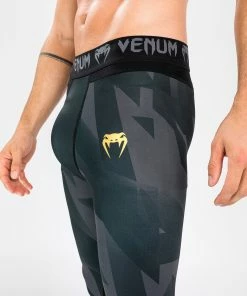 Venum Razor Spats - Black/Gold -Boxing Sport Store 9 252F9 252F5 252F3 252F9953af031f17841c80ac2d22008aef8e12af019b 5 7074202e 7267 4cf2 8b66 a75f7b9988fa