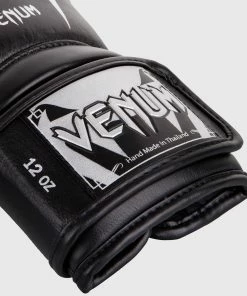 Venum Giant 3.0 Boxing Gloves - Nappa Leather - Black/Silver -Boxing Sport Store BG GIANT 3.0 BLACK SILVER HD 03