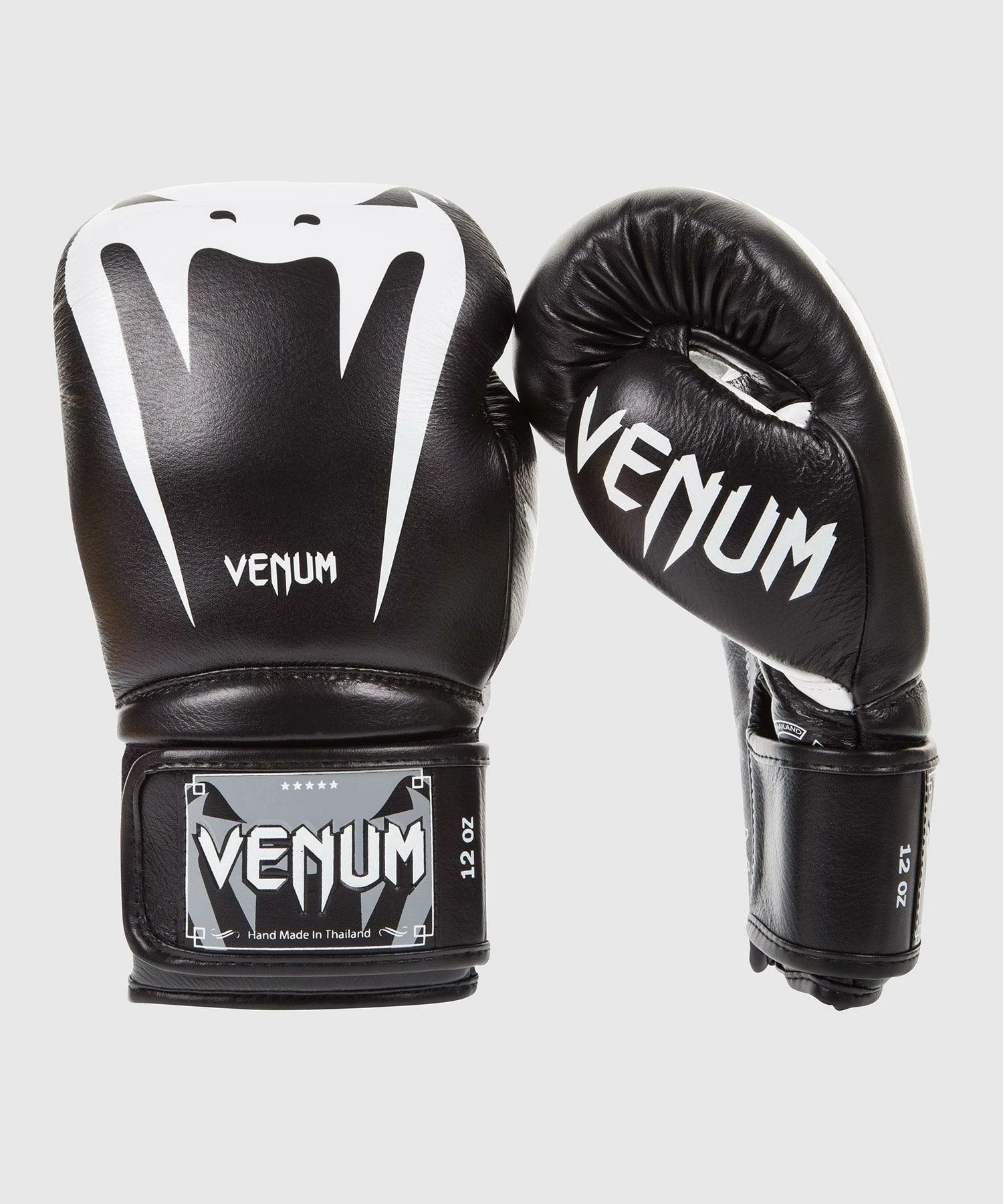 Venum Giant 3.0 Boxing Gloves - Nappa Leather - Black 3 Venum Giant 3.0 Boxing Gloves - Nappa Leather - Black