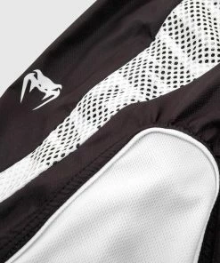 Venum Elite Boxing Shorts - Black/White 16 Venum Elite Boxing Shorts - Black/White -Boxing Sport Store BOXING SHORT ELITE BLACK WHITE HD 07