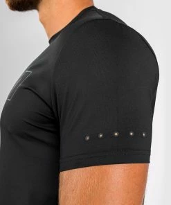 Venum Classic Evo Dry Tech T-Shirt - Black/Black Reflective -Boxing Sport Store DRYTECH CLASSIC EVO BLACK REFLECTIV 07