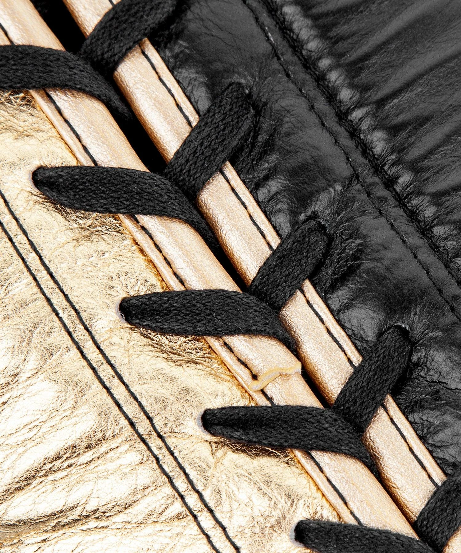 Venum Hammer Pro Boxing Gloves - With Laces - Black/Gold 8 Venum Hammer Pro Boxing Gloves - With Laces - Black/Gold - Image 6