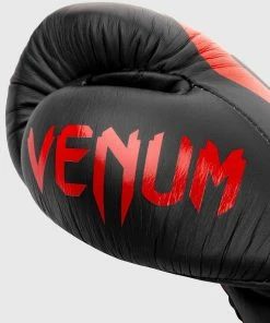 Venum Giant 2.0 Pro Boxing Gloves - With Laces - Black/Red -Boxing Sport Store IMG 8326 copie 5bfa1ab8 fbfc 4f5e a604 0d534b571d84