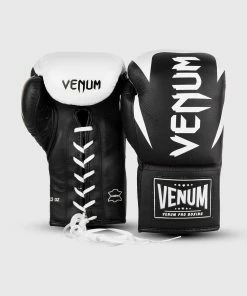 Venum Hammer Pro Boxing Gloves - With Laces - Black/White 11 Venum Hammer Pro Boxing Gloves - With Laces - Black/White -Boxing Sport Store IMG 8353 copie d9a5cda9 906d 4af8 b12d d4d4fc956c46