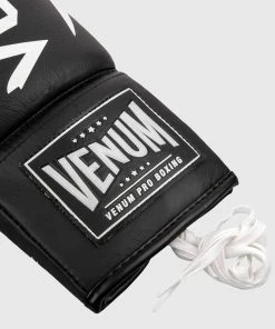 Venum Hammer Pro Boxing Gloves - With Laces - Black/White 15 Venum Hammer Pro Boxing Gloves - With Laces - Black/White -Boxing Sport Store IMG 8377 copie 8ae00ae2 3b69 49c1 9aa8 d5c740586d4b