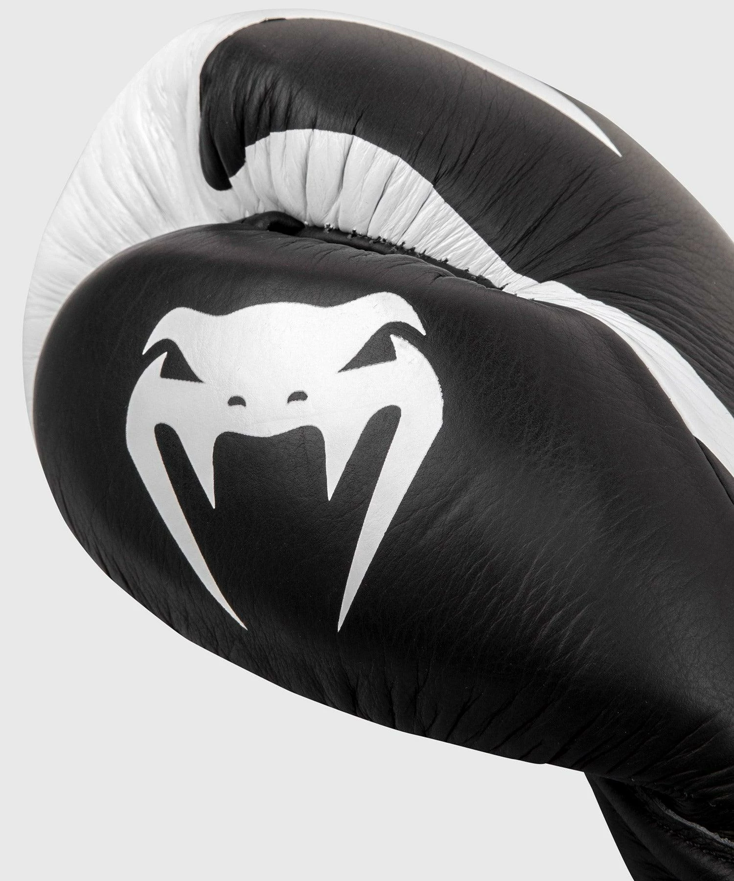 Venum Hammer Pro Boxing Gloves - With Laces - Black/White 8 Venum Hammer Pro Boxing Gloves - With Laces - Black/White - Image 6