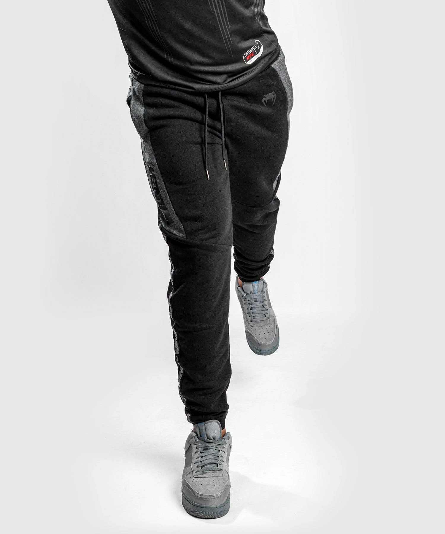 Venum Connect Jogger - Black/Black 9 Venum Connect Jogger - Black/Black - Image 7