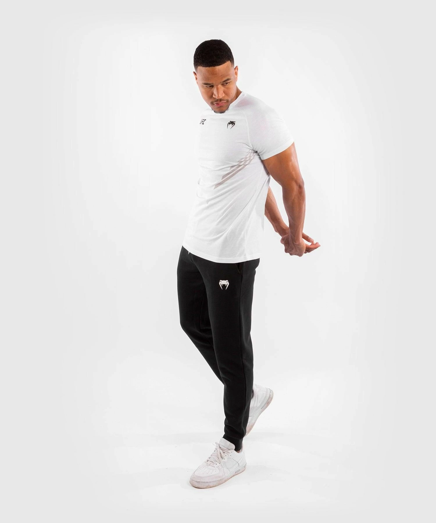 UFC Venum Replica Men's Jersey - White 8 UFC Venum Replica Men's Jersey - White - Image 6