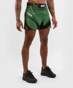 UFC Venum Authentic Fight Night Men's Shorts - Short Fit - Green -Boxing Sport Store a 252F8 252Fd 252F4 252Fa8d4aefaa16699b49db98dacaebeb668ca3bde6f VNMUFC 00001 005 05