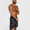 Venum Razor Training Shorts - Black/Gold -Boxing Sport Store a 252Fa 252F1 252Fb 252Faa1bd75980cb4b5301363d6d0c1e9f2c16d3242a 03 fb40a95e a467 47d0 8f26 5429775e2496