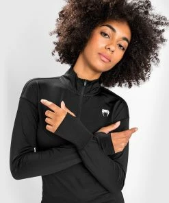 Venum Essential Women's Base Layer Top - Black -Boxing Sport Store b3591ed12cc2a7211fdb5a3241e53b9ed119e550 BASE LOYERTOP ESSENTIAL BLACK 07