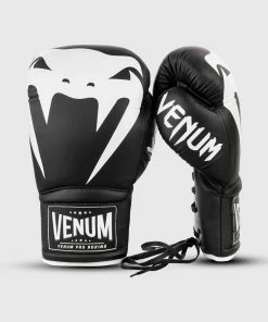 Venum Giant 2.0 Pro Boxing Gloves - With Laces - Black/White -Boxing Sport Store b 252F5 252Fe 252F0 252Fb5e0931c77bbeb0a54da0eb91e080e6c97c0d8d2 IMG 7922 copie