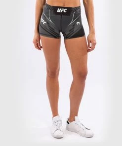UFC Venum Authentic Fight Night Women's Vale Tudo Shorts - Short Fit - Black 11 UFC Venum Authentic Fight Night Women's Vale Tudo Shorts - Short Fit - Black -Boxing Sport Store b 252F6 252F2 252F3 252Fb6233b78868eb5898b3d7564a2cc4eb37fec1824 VNMUFC 00016 001 02 1